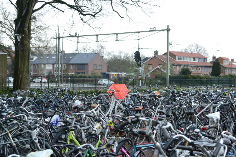 Vol - fietsenstalling  Station harderwijk 2018